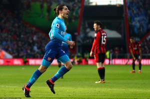  索兰克梅开二度导演逆转，伯恩茅斯主场击退热刺