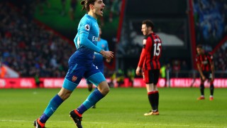  索兰克梅开二度导演逆转，伯恩茅斯主场击退热刺