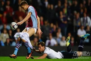  尼姆前锋抓住对手失误，单刀赴会锁定胜局拿三分