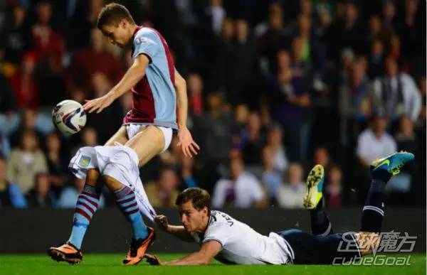  尼姆前锋抓住对手失误，单刀赴会锁定胜局拿三分