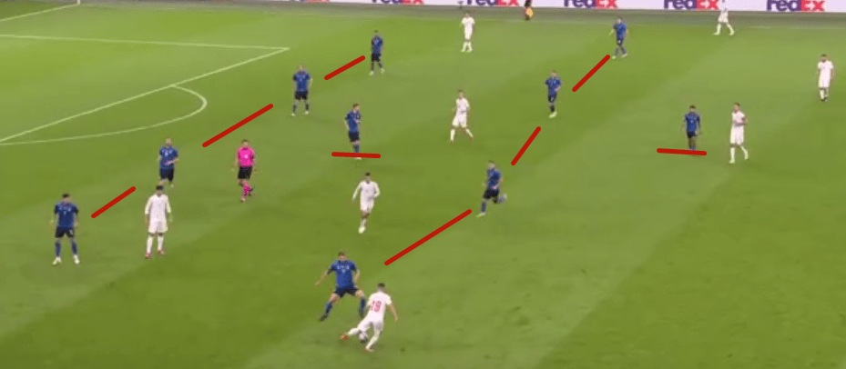  法兰克福反击战术奏效客场掀翻强敌